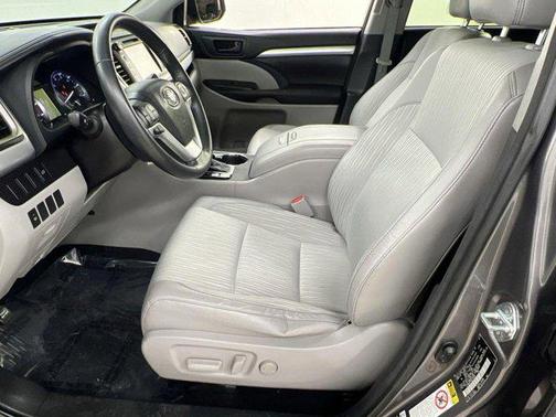 2016 Toyota Highlander LE Plus