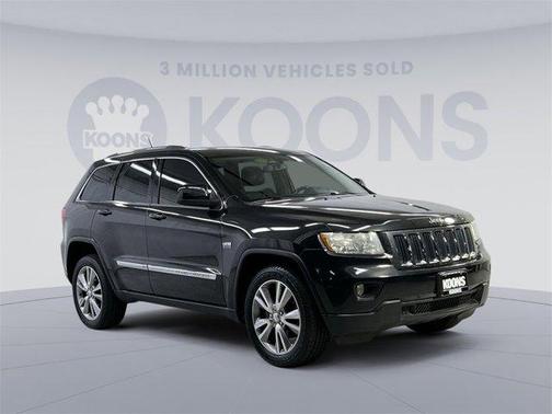 Photo 2 of 27 of 2013 Jeep Grand Cherokee Laredo