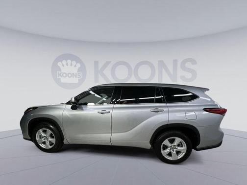 2020 Toyota Highlander LE