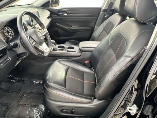 2021 Nissan Altima SR FWD