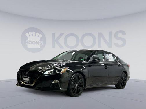 2021 Nissan Altima SR FWD