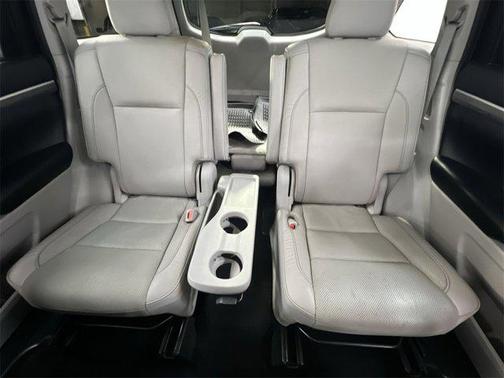 2019 Toyota Highlander Limited Platinum
