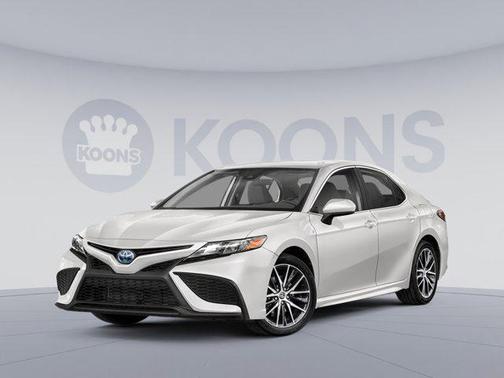 Super White 2021 Toyota Camry SE