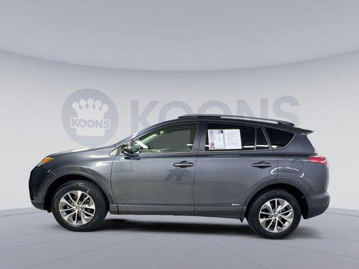 2017 Toyota RAV4 Hybrid SE