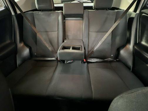 2017 Toyota RAV4 Hybrid SE