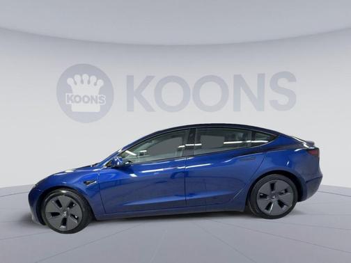 Deep Blue Metallic 2023 Tesla Model 3 Standard Range