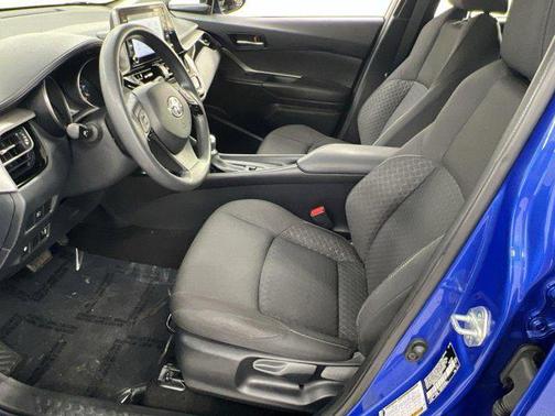 2020 Toyota C-HR LE
