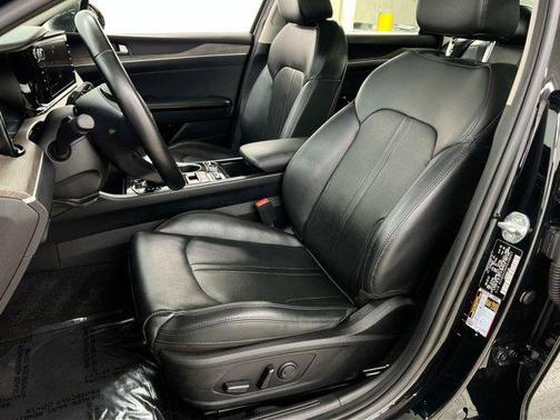 2023 Kia K5 EX