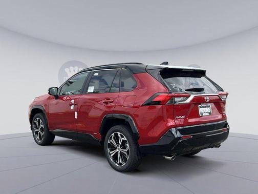 2025 Toyota RAV4 Hybrid SE