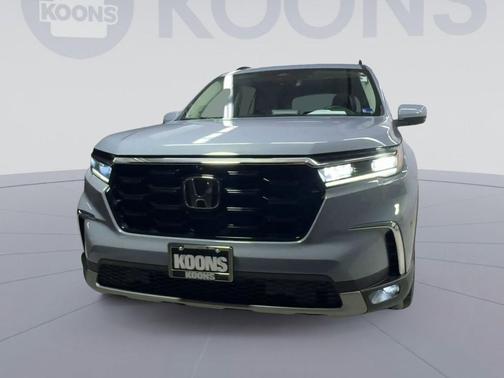 Sonic Gray Pearl 2023 Honda Pilot AWD Elite
