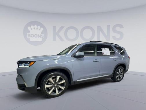 Sonic Gray Pearl 2023 Honda Pilot AWD Elite