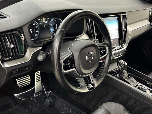2019 Volvo S60 T5 R-Design