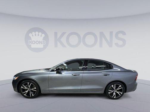 2019 Volvo S60 T5 R-Design