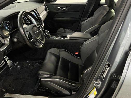 2019 Volvo S60 T5 R-Design