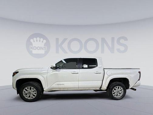 Ice Cap 2025 Toyota Tacoma SR5