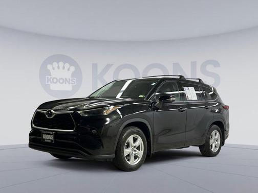 2022 Toyota Highlander LE