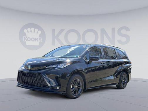 Midnight Black Metallic 2026 Toyota Sienna XSE 7 Passenger
