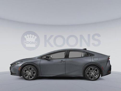 2025 Toyota Prius XLE