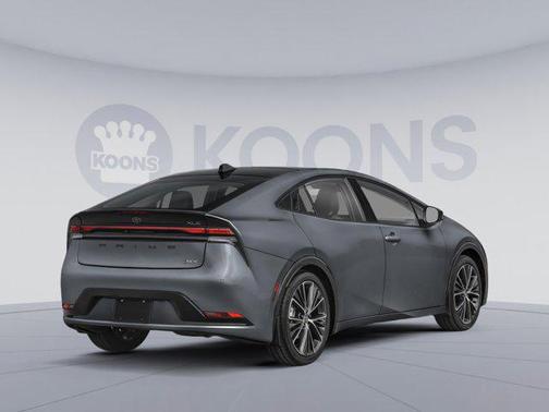 2025 Toyota Prius XLE