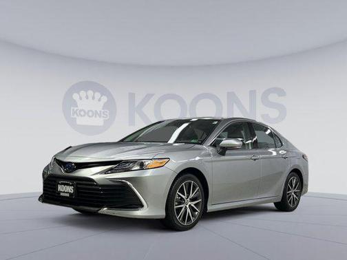 2024 Toyota Camry Hybrid XLE
