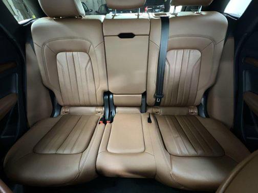 2022 Audi Q5 45 S line Premium Plus