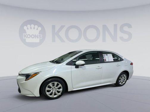 Wind Chill Pearl 2024 Toyota Corolla LE