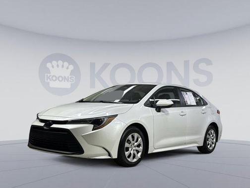 Wind Chill Pearl 2024 Toyota Corolla LE