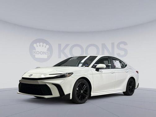 Ice Cap 2025 Toyota Camry SE