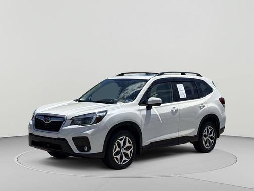 Crystal White Pearl 2021 Subaru Forester Premium