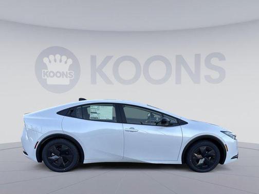 2026 Toyota Prius LE