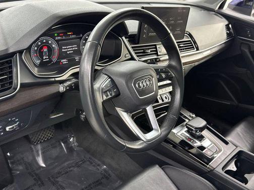 2024 Audi Q5 45 S line Premium Plus