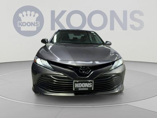Predawn Gray Mica 2018 Toyota Camry XLE