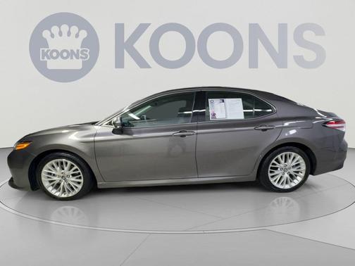 Predawn Gray Mica 2018 Toyota Camry XLE
