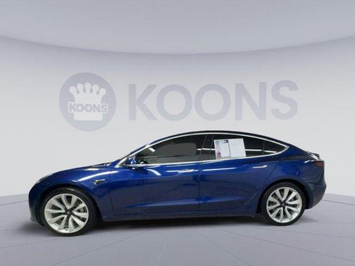 Deep Blue Metallic 2018 Tesla Model 3 Long Range