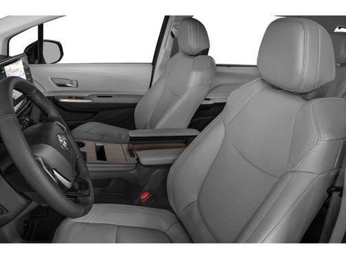 2025 Toyota Sienna Limited 7-Passenger
