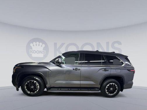 2023 Toyota Sequoia SR5