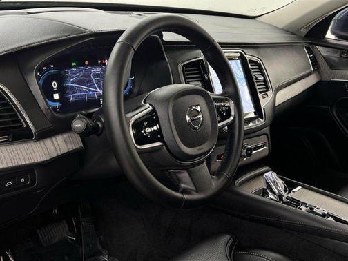 2024 Volvo XC90 Recharge Plug-In Hybrid T8 Ultimate 6-Seater