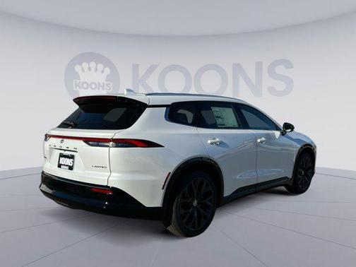 2025 Toyota Crown Signia Limited