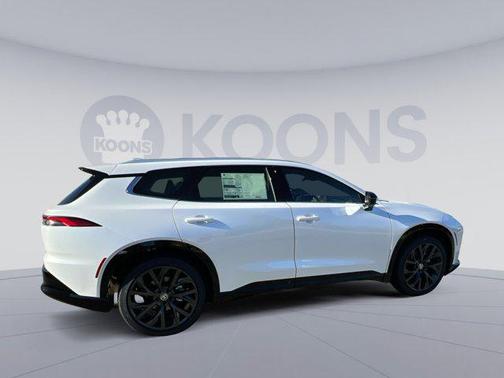 2025 Toyota Crown Signia Limited