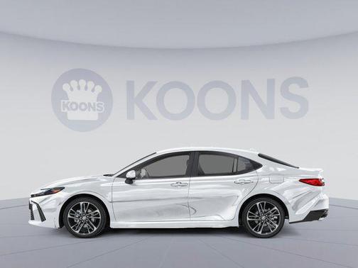 Wind Chill Pearl 2026 Toyota Camry XSE