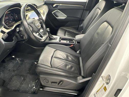 2023 Audi Q3 Premium 45 TFSI S line quattro Tiptronic