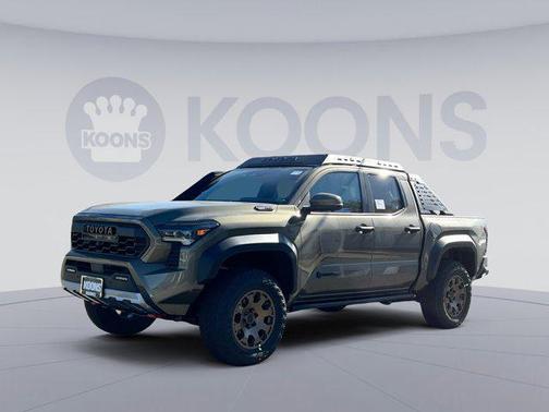 2025 Toyota Tacoma Hybrid Trailhunter