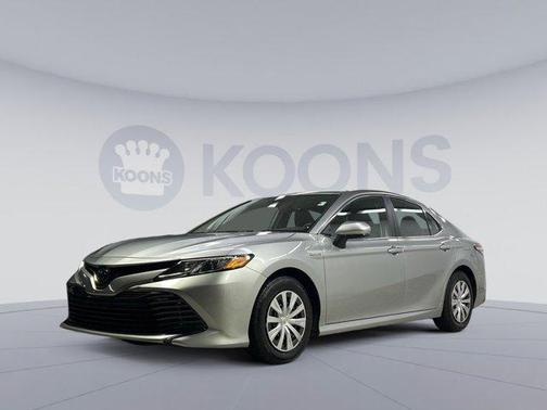 2020 Toyota Camry LE