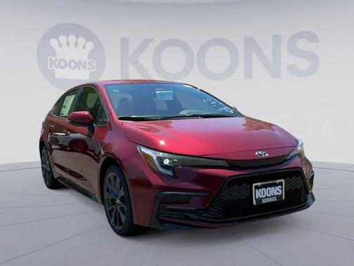 Ruby Flare Pearl 2026 Toyota Corolla SE