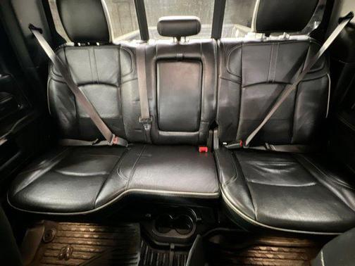 2022 RAM 3500 Limited Crew Cab 4x4 8' Box