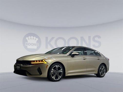 2022 Kia K5 EX