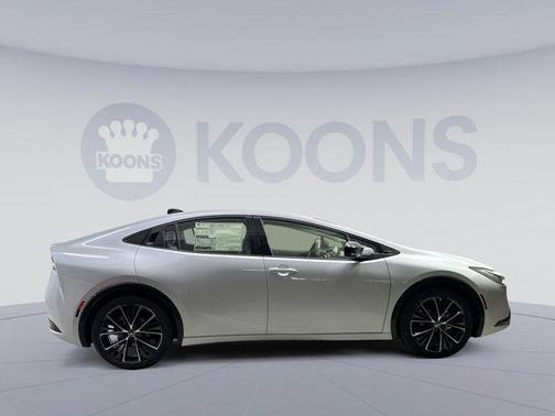 Wind Chill Pearl 2026 Toyota Prius XLE