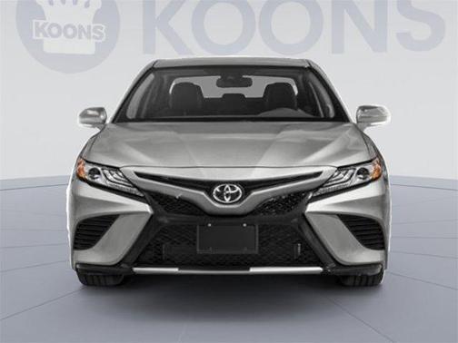 Photo 4 of 15 of 2019 Toyota Camry XSE