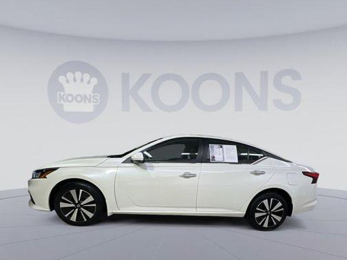 2021 Nissan Altima 2.5 SV