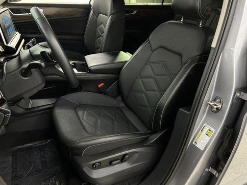2024 Volkswagen Atlas 2.0T SE w/Technology 4MOTION